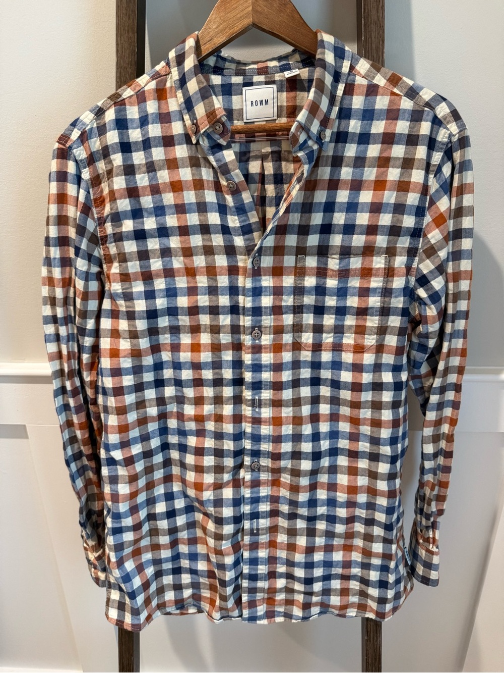 Rowm Men's Blue & Brown Plaid Button-Down Shirt
